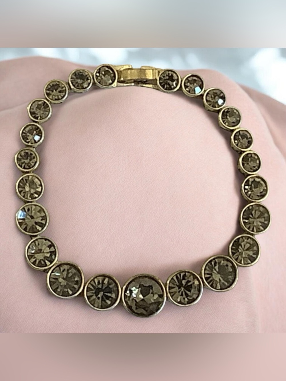 Heidi Daus gorgeous faceted Swarovski crystal tennis style bracelet NWOT